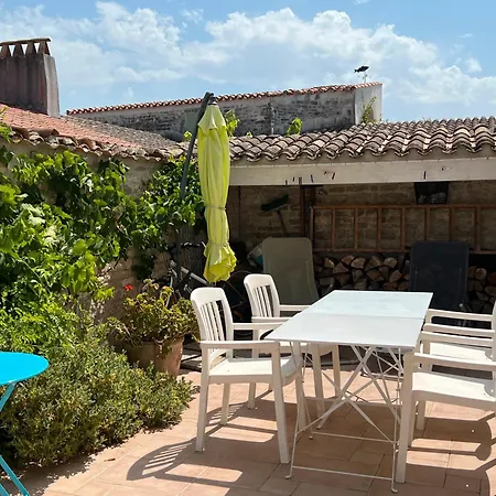 Maison Agreable Avec Cour Privee *